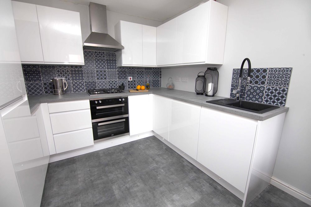 Kitchen 1