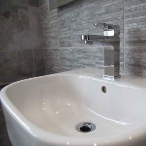 En-Suite Bathroom 2 En-Suite Bathroom 2